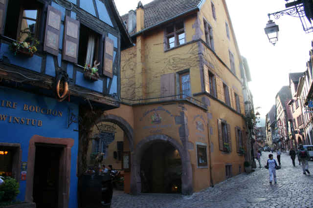 La rue principale de Riquewihr
